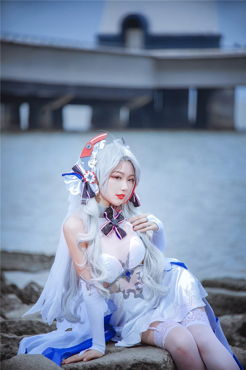 51吃瓜网独家专访:揭秘明星在私密会客室中低语时那不经意的撩人眼神